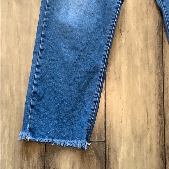 JOE'S High Rise Fray Crop Hem Straight Jeans - Picture 4 of 12